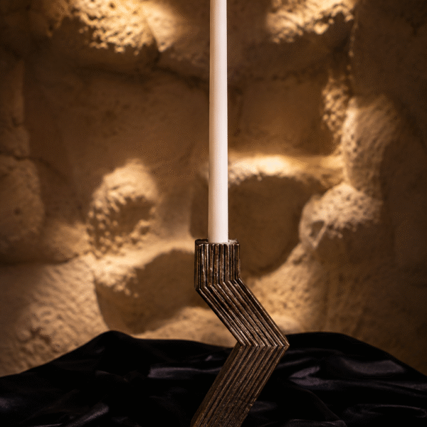 Linea Torch — I